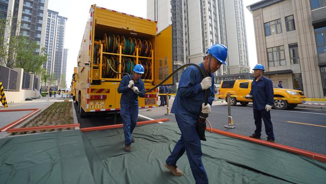 巴萨上一次小组赛输2-3是08/09赛季，当时球队赢得欧冠冠军？